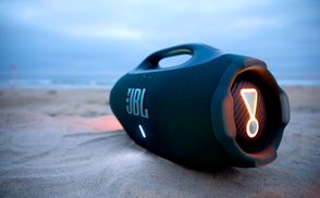 Unschlagbarer JBL Pro Sound mit AI Sound Boost