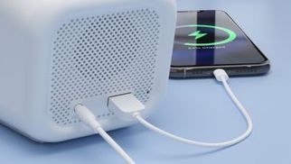 USB-Anschluss. Laden Sie Ihr Telefon auf