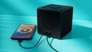 USB-Anschluss zum Aufladen Ihres Telefons