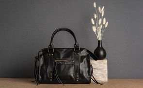 Edles Leder & markante Details