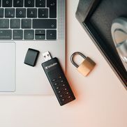 Keypad Secure USB-Stick - 64GB