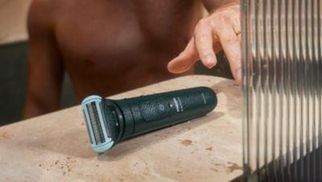 100 % wasserabweisend (unter der Dusche verwendbar)