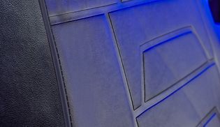 VIBRATIONSTECHNOLOGIE & HOCHWERTIGES KUNSTLEDER