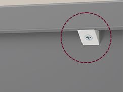 Rückwand mit Verstärkungen