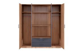 Der Kleiderschrank für eine organisierte Garderobe!