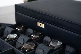 Extra Fach für Smart Watch Ladekabel