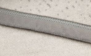 Feine Veloursband Einfassung