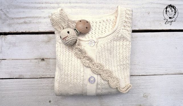 Schnullerkette Hasi – Praktisch & charmant in Handarbeit gefertigt