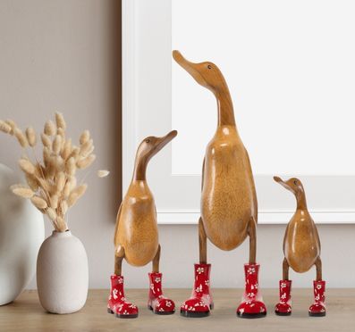 Handgefertigte Deko Ente aus Holz – Stil trifft auf Natürlichkeit