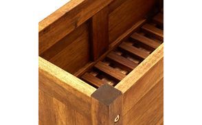 Tiefes, breites Design