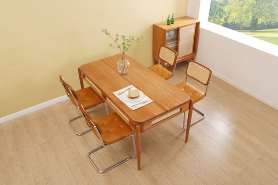 Hochwertiger Stuhl, komfortables Erlebnis.